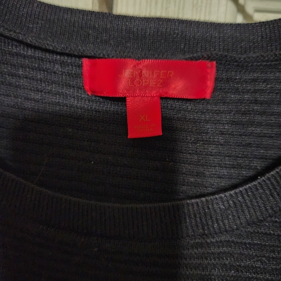 J Lo Black Sweater with Cut-Out Sleeves - Picture 6 of 10